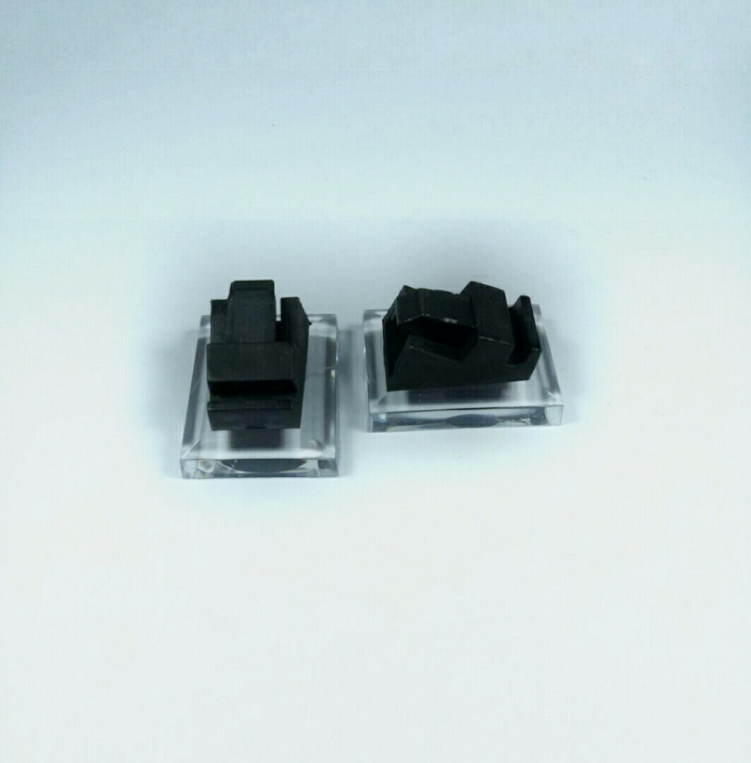 T4 CC JEPIT TINGGI HITAM
